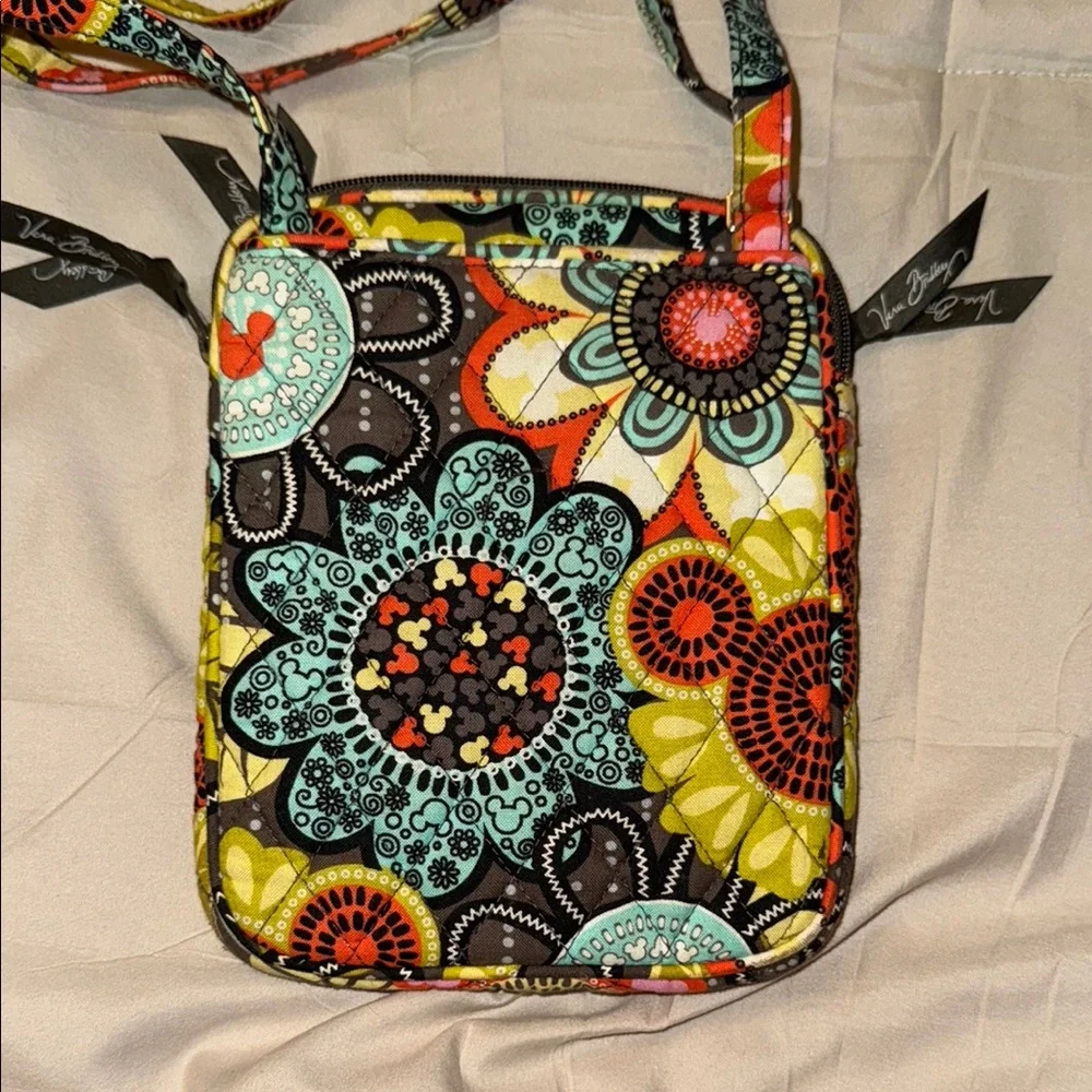 Vera Bradley Disney Crossbody set - Picture 6 of 12